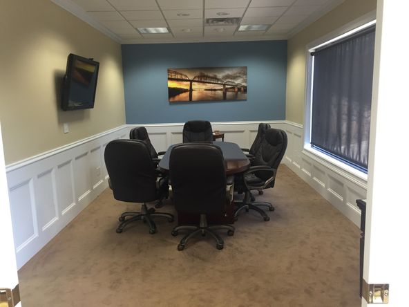 Mountain Creek Professional Center: 901 Mountain Creek Rd, Chattanooga, TN 37405